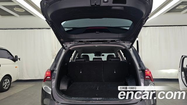 Hyundai Santa Fe Diesel 2.2 4WD Exclusive 2023 — фото 20