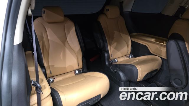 Kia Carnival (IV) Diesel 9-Seater Prestige 2022 — фото 18