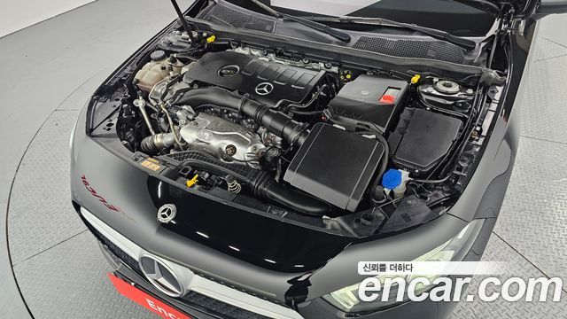 Mercedes-Benz A-Class (W177) A220 Hatchback 2022 — фото 6