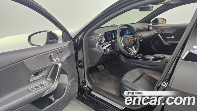 Mercedes-Benz A-Class (W177) A220 Hatchback 2022 — фото 10