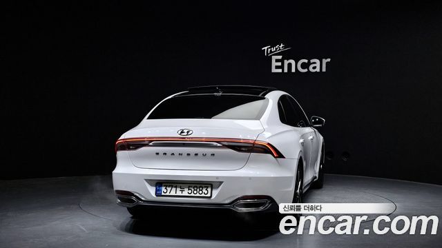 Hyundai Grandeur (IG) 3.0 LPi Premium 2023 — фото 4