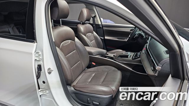 Hyundai Grandeur (IG) 3.0 LPi Premium 2023 — фото 12