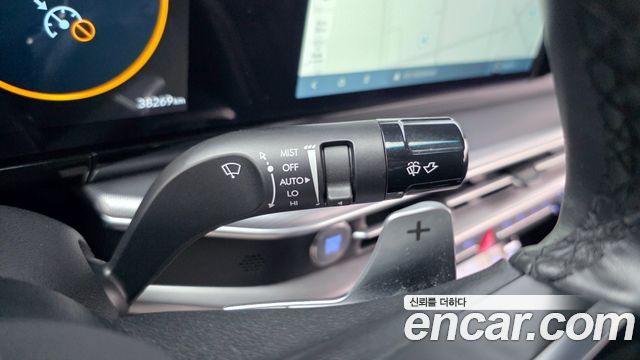 Hyundai Grandeur (GN7) 3.5 Gasoline 2WD Exclusive 2023 — фото 19