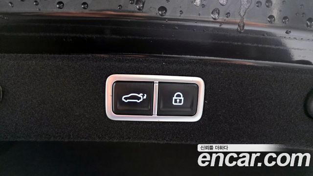 Hyundai Grandeur (GN7) 3.5 Gasoline 2WD Exclusive 2023 — фото 24