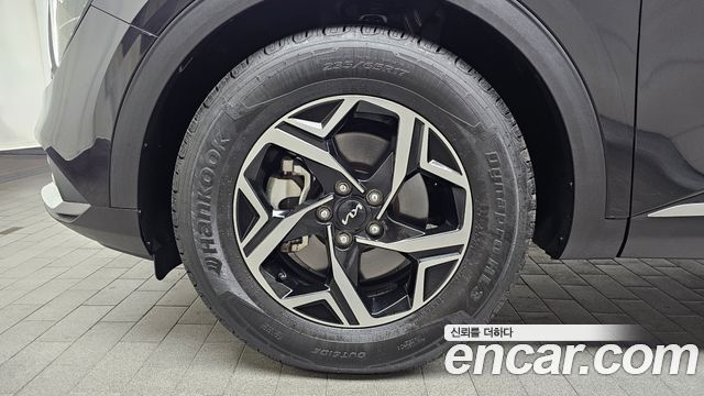Kia Sportage (V) Diesel 2.0 2WD Prestige 2023 — фото 5