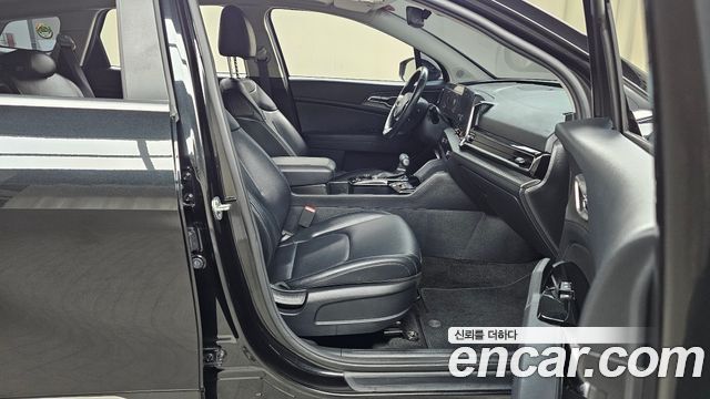 Kia Sportage (V) Diesel 2.0 2WD Prestige 2023 — фото 11