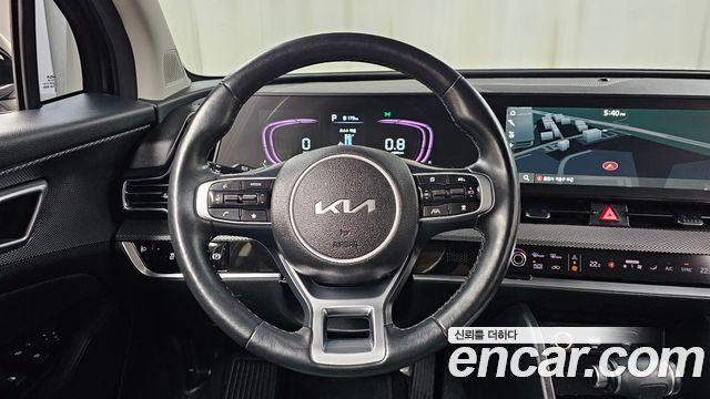 Kia Sportage (V) Diesel 2.0 2WD Prestige 2023 — фото 13