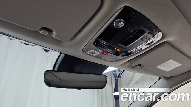 Kia Sportage (V) Diesel 2.0 2WD Prestige 2023 — фото 18
