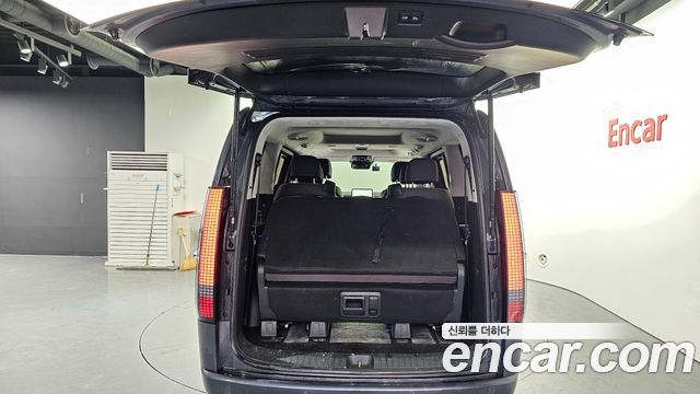 Hyundai Staria 4WD Lounge 9-Seater Inspiration 2025 — фото 20