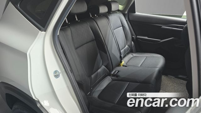 Kia Seltos Gasoline 1.6 Turbo 2WD Prestige 2021 — фото 12