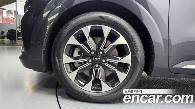 Kia Carnival (IV) Gasoline 9-Seater Signature 2023 — фото 5