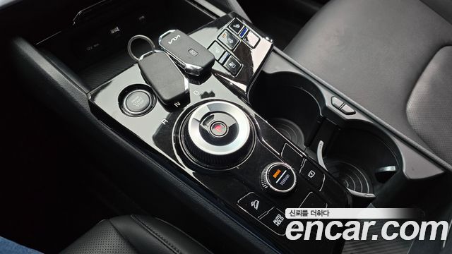 Kia Sportage Hybrid (V) Prestige 2024 — фото 9