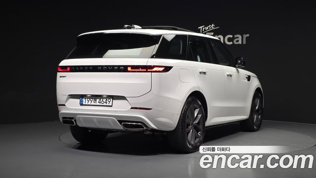 Land Rover Range Rover Sport (III) P550E Dynamic HSE 2025 — фото 2