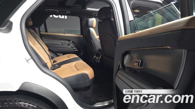 Land Rover Range Rover Sport (III) P550E Dynamic HSE 2025 — фото 12