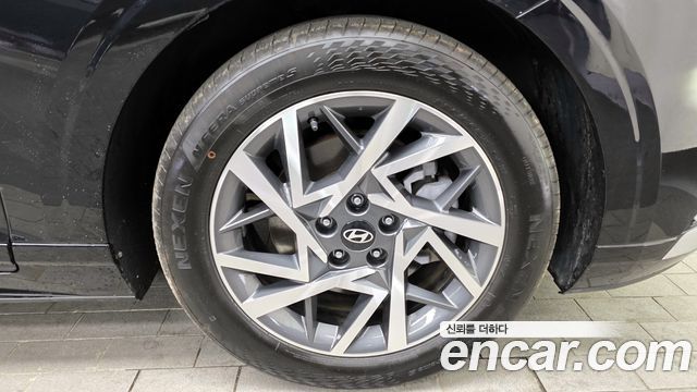 Hyundai Grandeur (GN7) 2,5 Gasoline 2WD Premium 2023 — фото 5