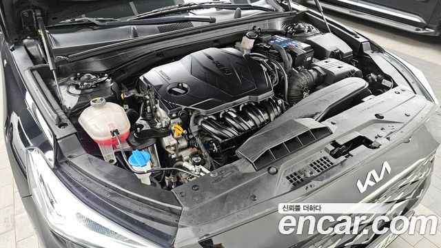 Kia K8 2.5 Gasoline 2WD Signature 2022 — фото 6