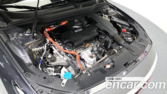 Honda Accord (X) 2.0 Hybrid Touring 2019 — фото 6