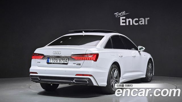 Audi A6 (C8) 45 TFSI Quattro Premium 2022 — фото 2