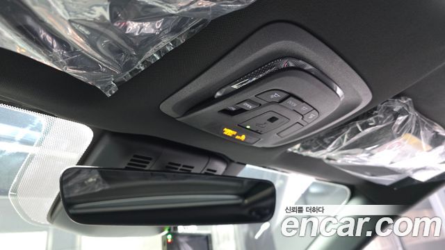 Toyota Crown Crossover 2.5 4WD Hybrid 2025 — фото 17