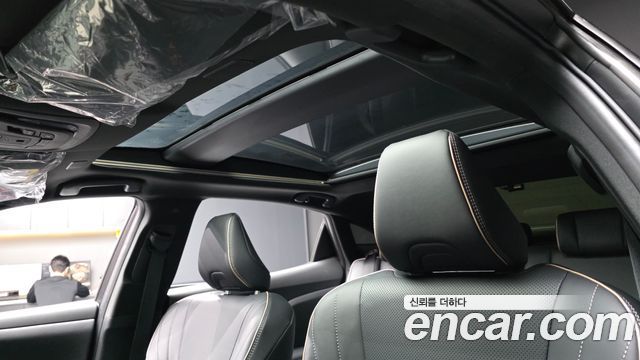 Toyota Crown Crossover 2.5 4WD Hybrid 2025 — фото 18