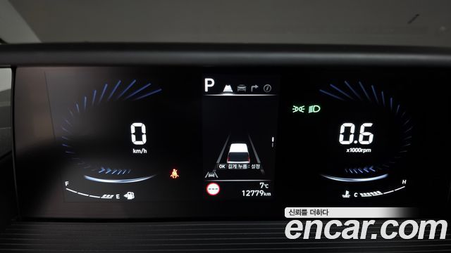 Hyundai Staria L3.5  Kinder Safety Car 15-Seater 2024 — фото 8