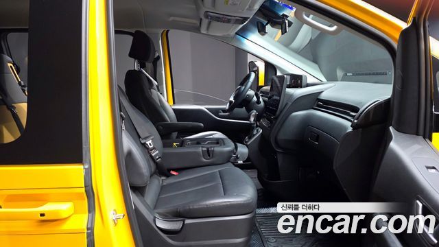 Hyundai Staria L3.5  Kinder Safety Car 15-Seater 2024 — фото 10