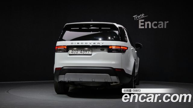 Land Rover Discovery 5 2.0 SD4 SE 2019 — фото 4