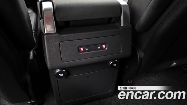Land Rover Discovery 5 2.0 SD4 SE 2019 — фото 19