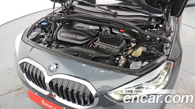 BMW 1 Series (F40) 118d Sport 2020 — фото 6