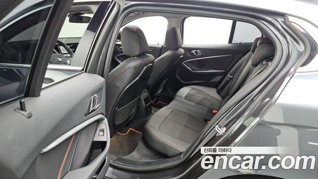 BMW 1 Series (F40) 118d Sport 2020 — фото 19