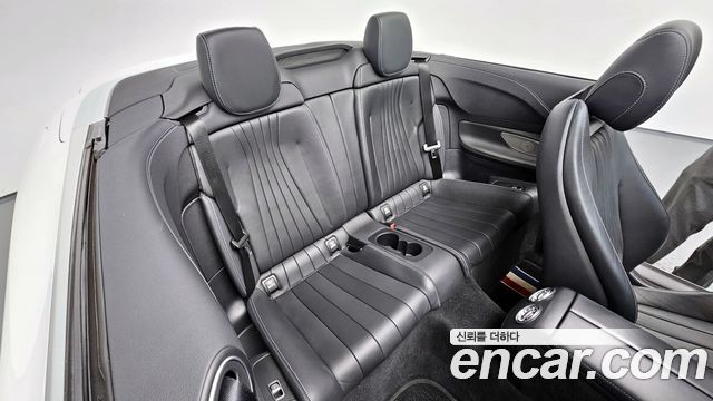 Mercedes-Benz E-Class (W213) E450 4MATIC Cabriolet 2022 — фото 16