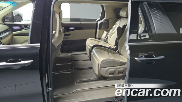 Kia Carnival (IV) Diesel 7-Seater Signature 2021 — фото 11