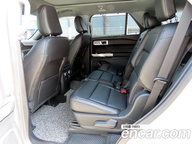 Ford Explorer (VI) 3.3 Hybrid 2022 — фото 6