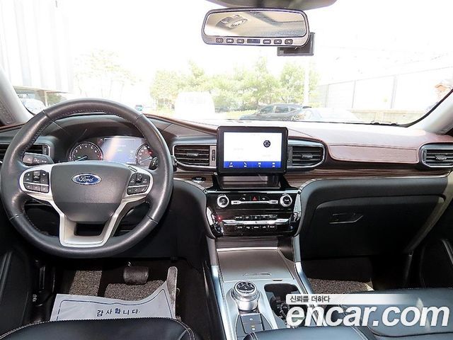 Ford Explorer (VI) 3.3 Hybrid 2022 — фото 7
