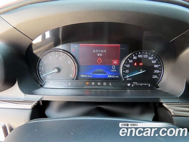 Ford Explorer (VI) 3.3 Hybrid 2022 — фото 9