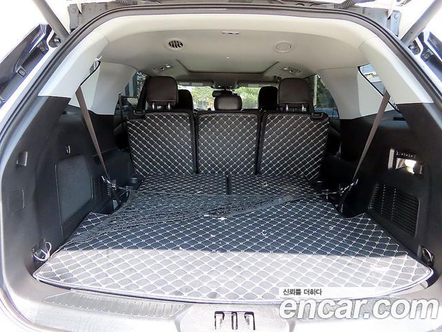 Ford Explorer (VI) 3.3 Hybrid 2022 — фото 21