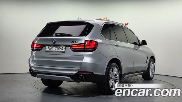 BMW X5 (F15) xDrive 30d 2016 — фото 2