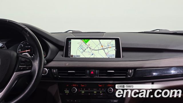 BMW X5 (F15) xDrive 30d 2016 — фото 16
