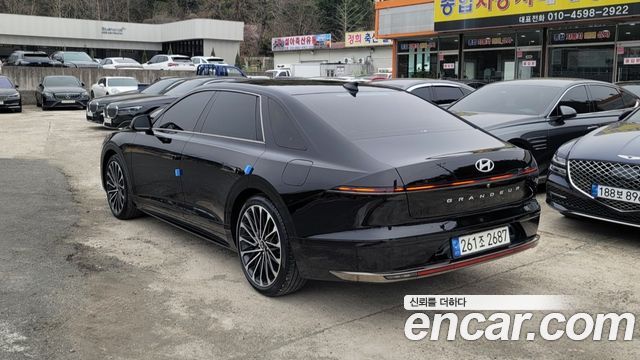 Hyundai Grandeur (GN7) 2,5 Gasoline 2WD Calligraphy 2023 — фото 2