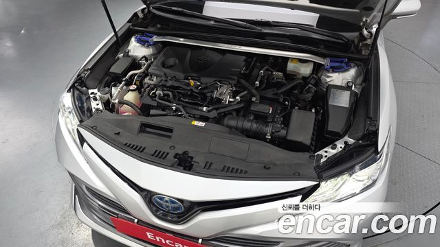 Toyota Camry (XV70) 2.5 XLE Hybrid 2018 — фото 6