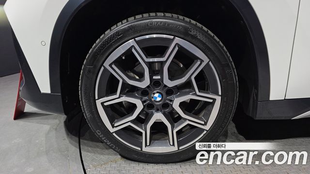BMW X1 (U11) xDrive 20i xLine 2024 — фото 5