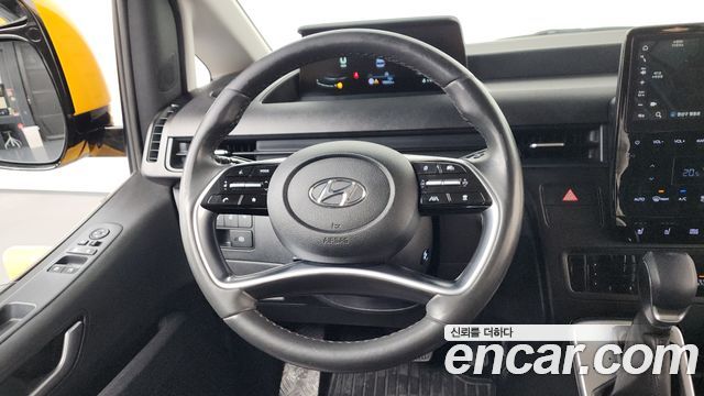 Hyundai Staria 4WD Kinder Safety Car 11-Seater 2022 — фото 13