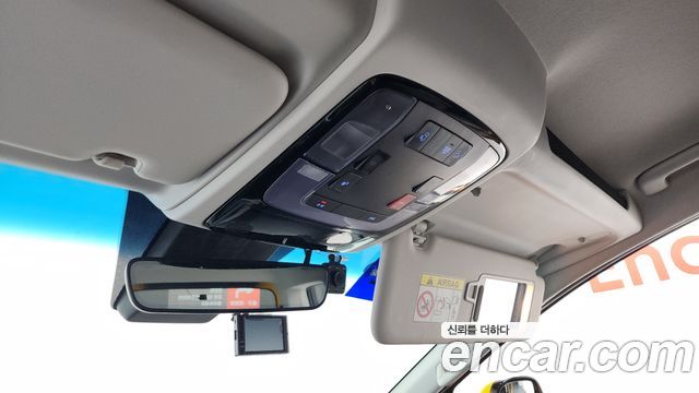 Hyundai Staria 4WD Kinder Safety Car 11-Seater 2022 — фото 19