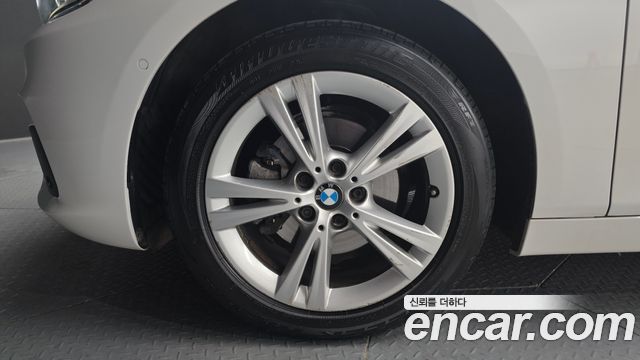 BMW 2 Series Active Tourer (F45) Luxury 2015 — фото 5
