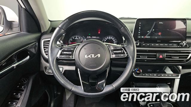 Kia Seltos Gasoline 1.6 Turbo 2WD Signature 2023 — фото 13