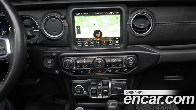 Jeep Wrangler (JL) 2.0 Overland Power Top 4Door 4xe 2021 — фото 14