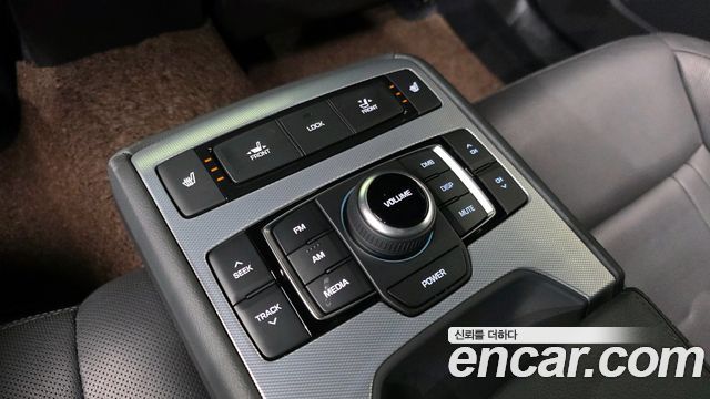 Genesis G80 3.3 GDI AWD Luxury 2019 — фото 21