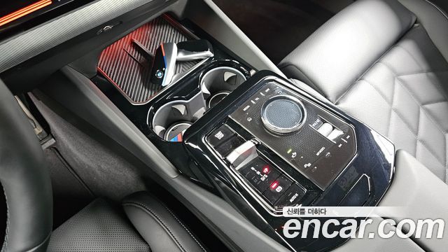BMW 5 Series (G60) 520i Special Edition 2024 — фото 9