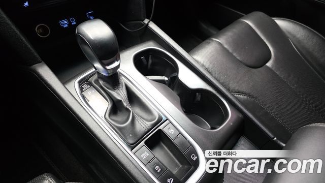 Hyundai Santa Fe (TM) Diesel 2,0 4WD Premium 2019 — фото 9