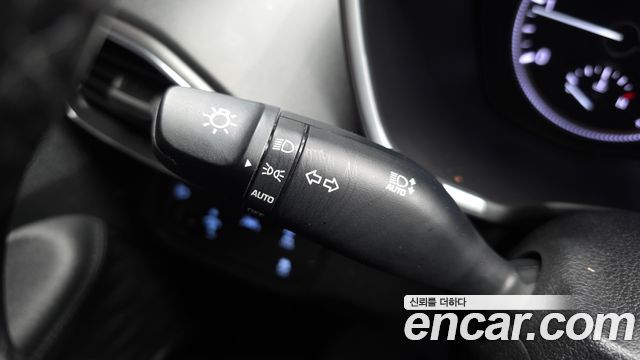 Hyundai Santa Fe (TM) Diesel 2,0 4WD Premium 2019 — фото 18